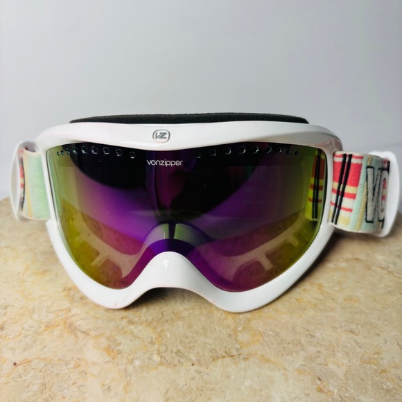 Von Zipper Womens Sizzle Snow Goggle Candy Stripe White Smoke Pink Irridescent‎ - Picture 1 of 12